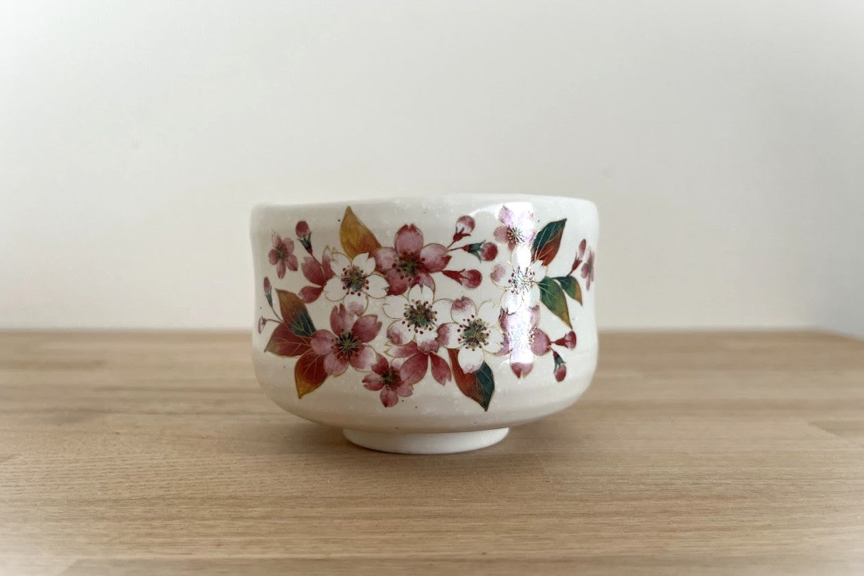 28 美濃焼 ミニ抹茶茶碗【桜】